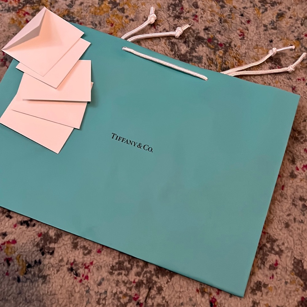Tiffany’s bag and note cards